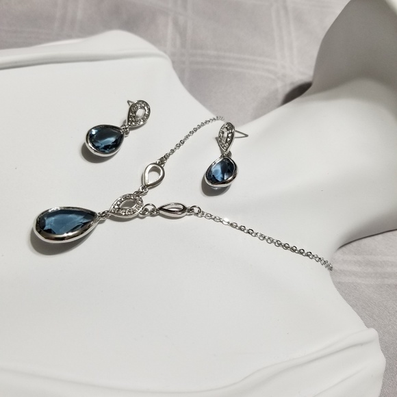 3pc jewelry set with swarovski - Picture 4 of 4